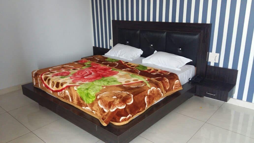Oyo 30415 Hotel White City Anandpur  Εξωτερικό φωτογραφία
